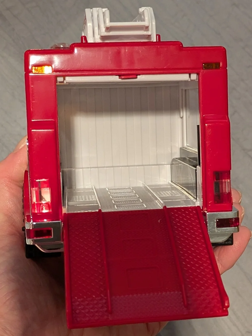 2005 Hess Emergency Fire Engine Truck with Rescue Vehicle New In Box Vintage Toy